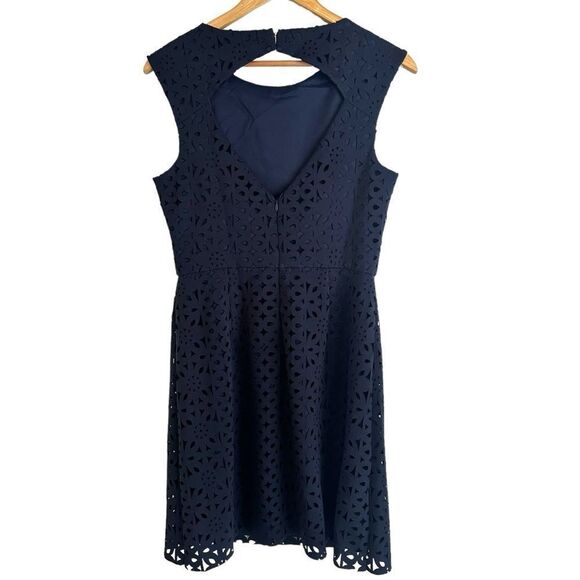 Trina Turk Navy Blue Carousal Laser Cut Back Cutout Sheath Dress NWT - Picture 2 of 7